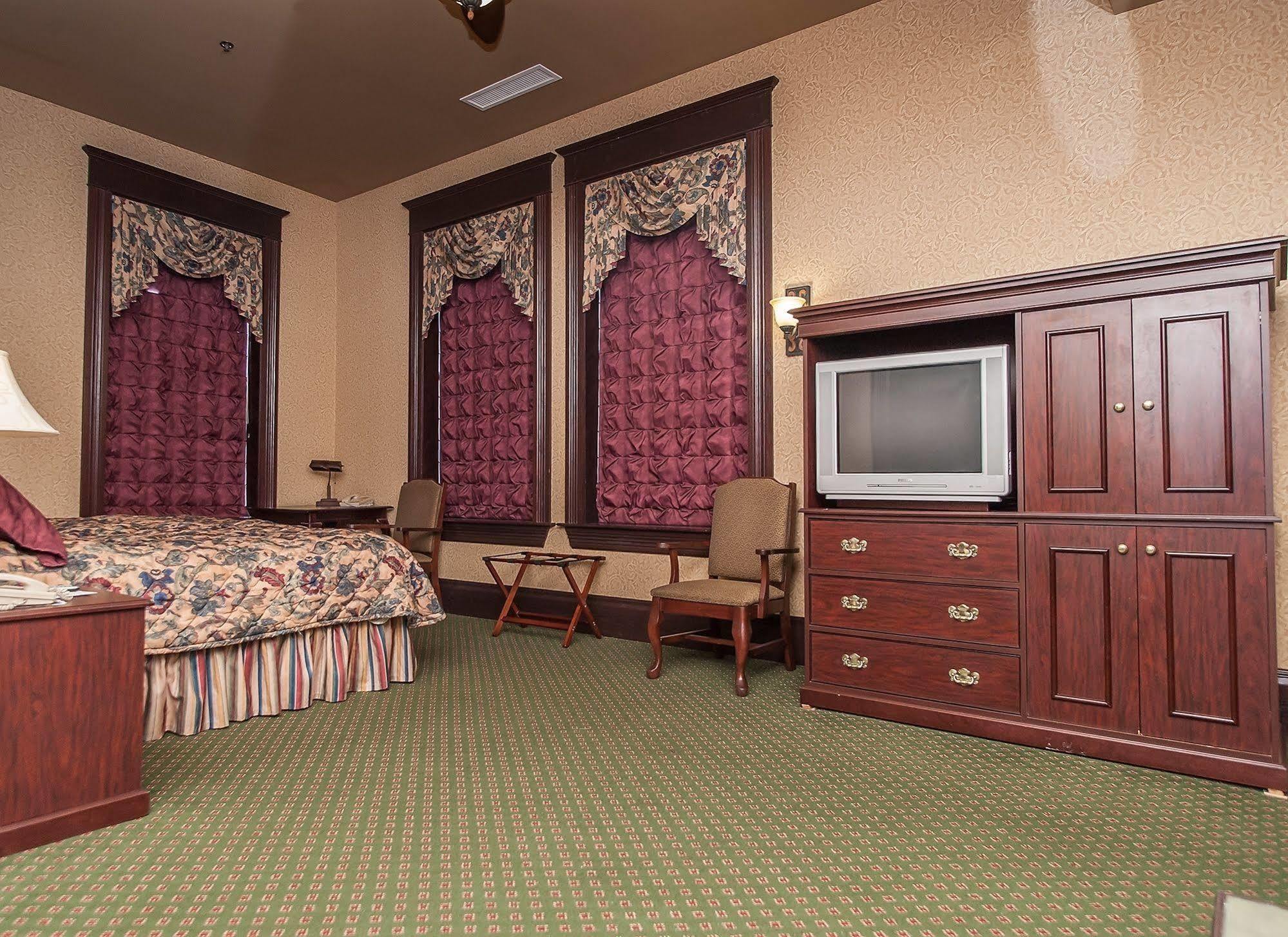 Hickok'S Hotel And Gaming ديدوود المظهر الخارجي الصورة