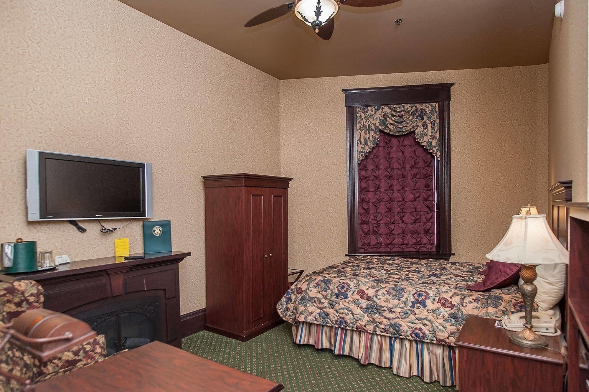 Hickok'S Hotel And Gaming ديدوود المظهر الخارجي الصورة